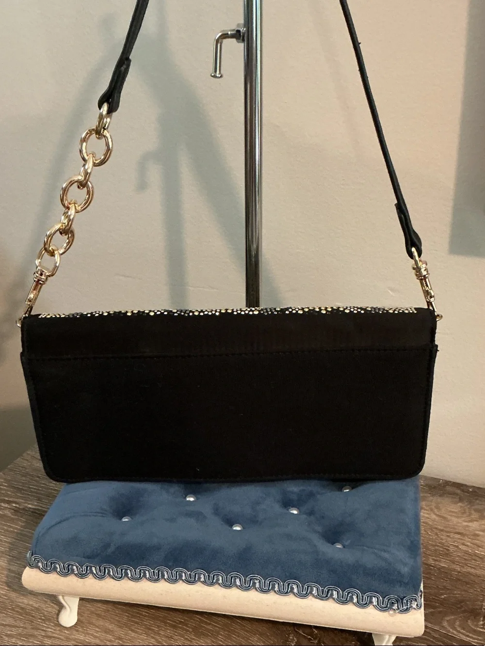 White House Black Market Black Silver Gold Beaded Clutch Shoulder Bag EUC - Picture 3 of 6
